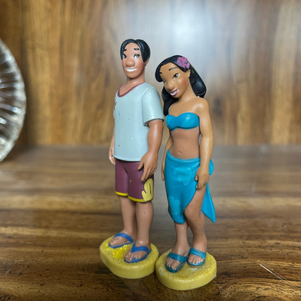 Lilo & Stitch Nani and Boyfriend Toy Mini Figurines - Picture 2 of 13